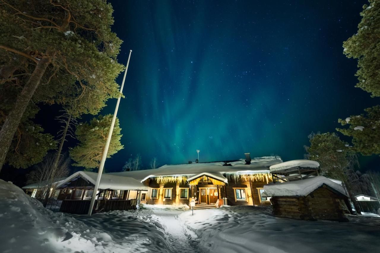 Отель Wilderness Hotel Nellim & Igloos Неллимо