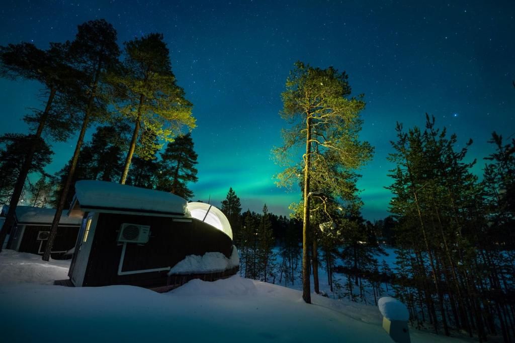 Отель Wilderness Hotel Nellim & Igloos Неллимо